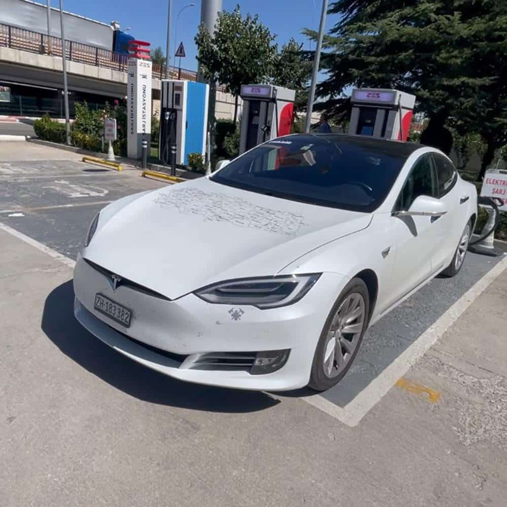 Tesla Model S P100D:GELECEĞE DÖNÜŞ