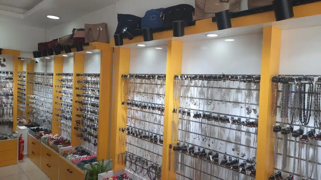 Raylı LED Spotlar İşe Yarar mı? 9 | İnceleriz Bilinçli Tüketici Rehberi: Tarafsız Ürün, Yapay Zeka ve Teknoloji İncelemeleri Ada Taki Fethiye